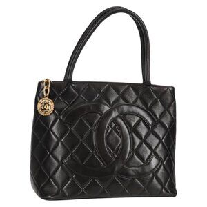 CHANEL Standard Tote Bag Lamb Skin Black Gold CC Auth 117603A